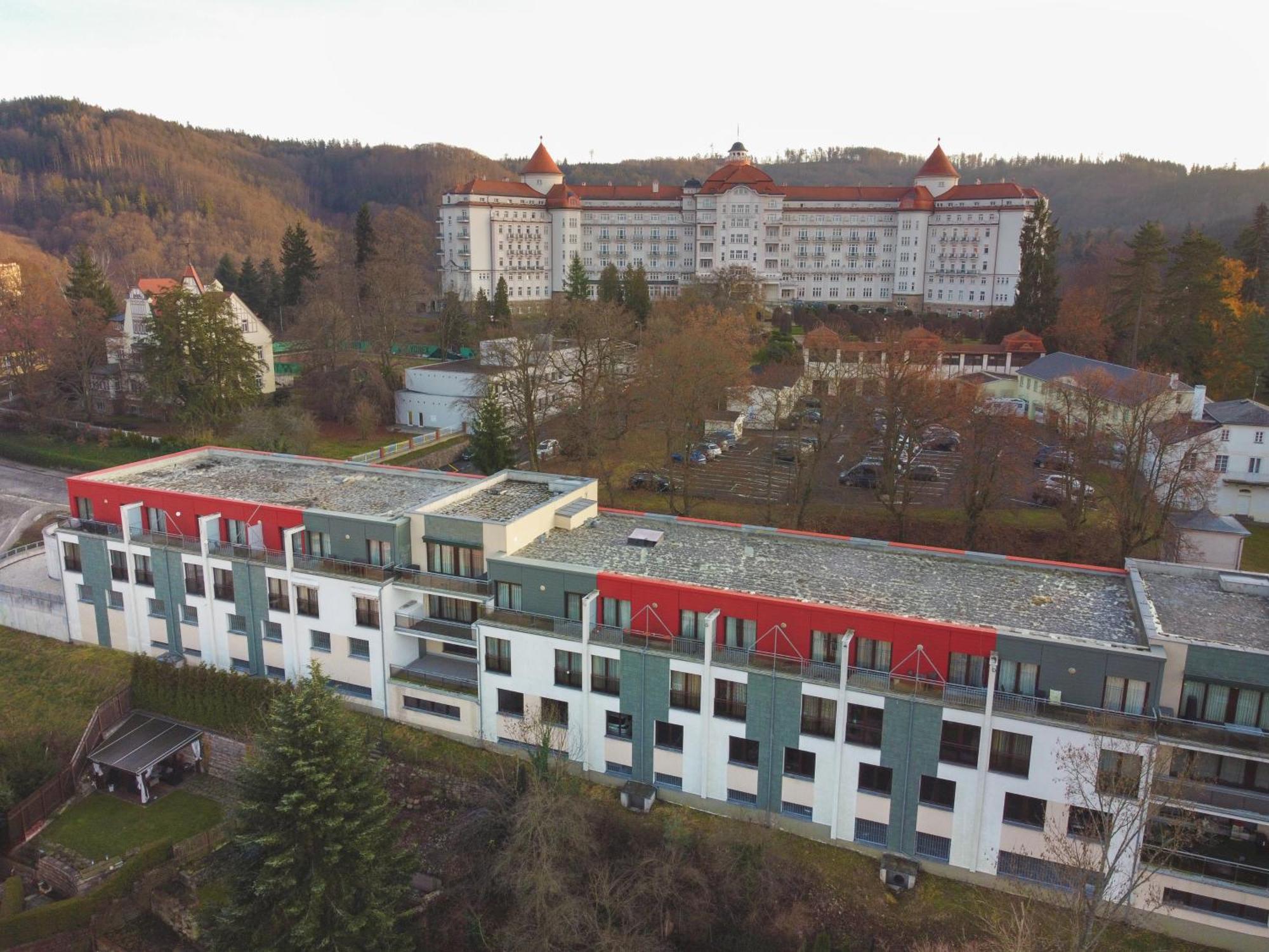 Imperial Apartment In Bohemia Residence By Rentez Karlovy Vary Luaran gambar
